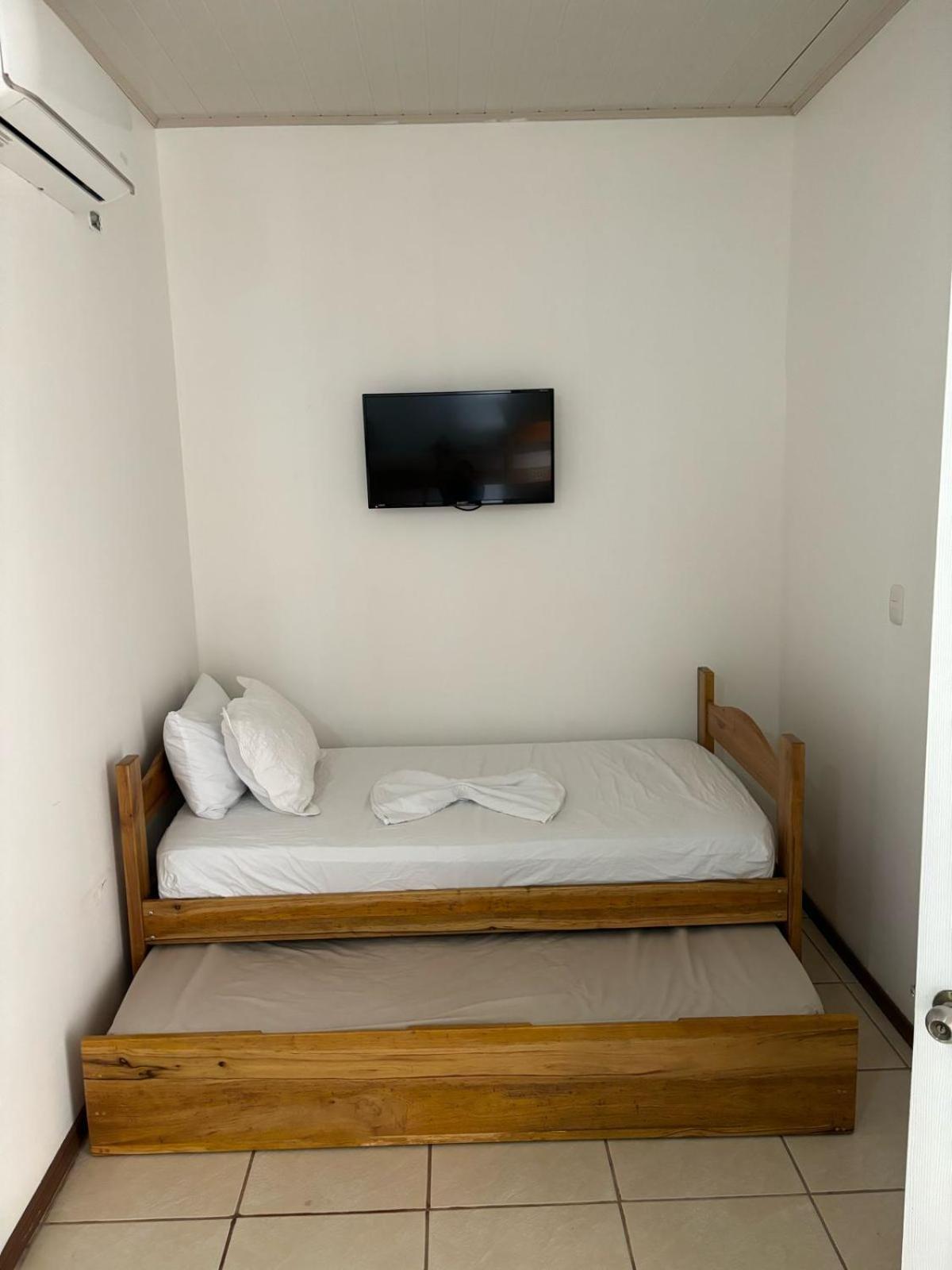 Ukinca B&B อูวีตา ภายนอก รูปภาพ
