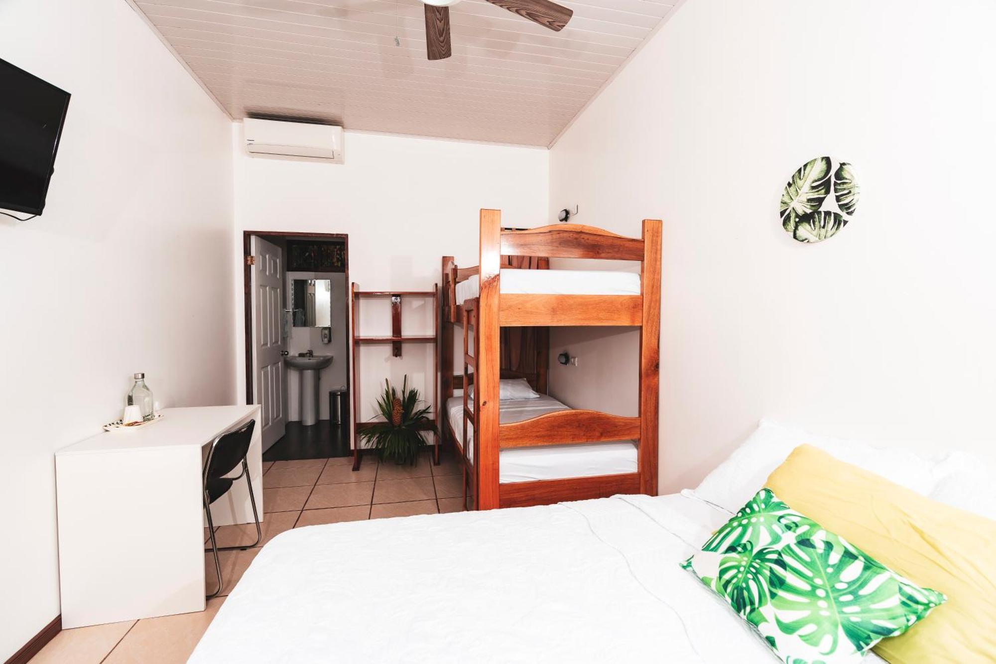 Ukinca B&B อูวีตา ภายนอก รูปภาพ