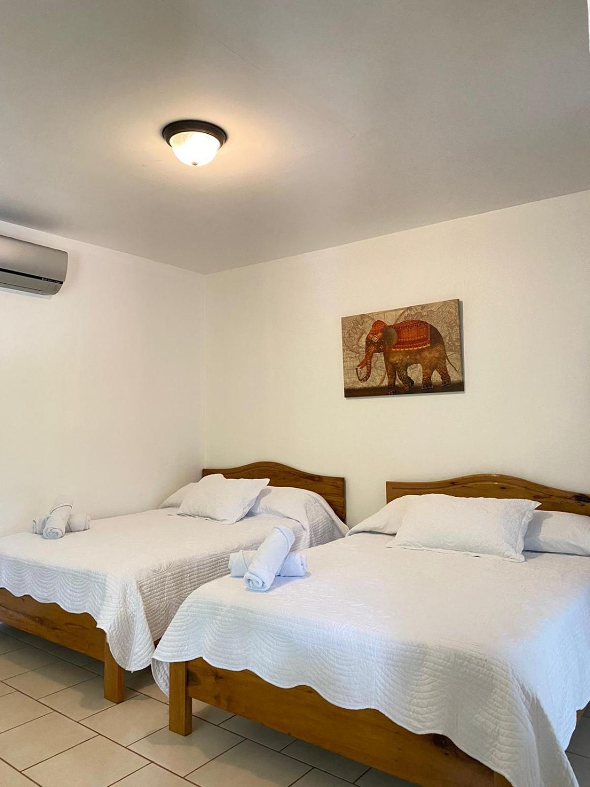 Ukinca B&B อูวีตา ภายนอก รูปภาพ